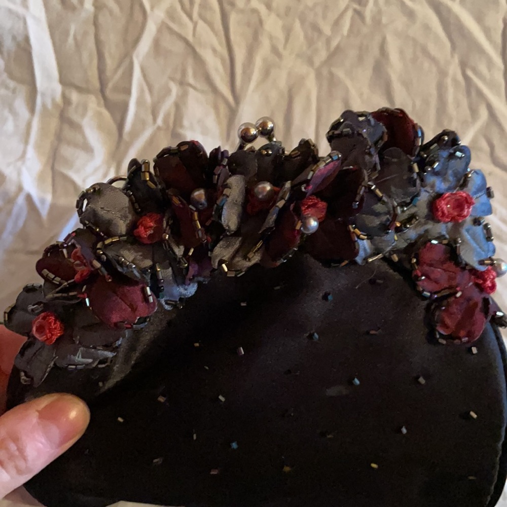 Gone - Picture 3 of 16